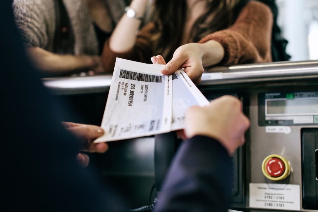 Online Flight Ticket Services
